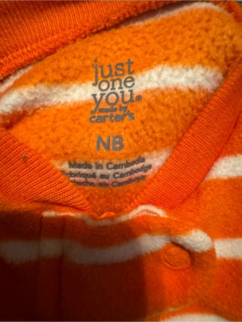 Infant Orange Striped Pumpkin One-Piece Footie Sleeper Newborn Pumpkin C5